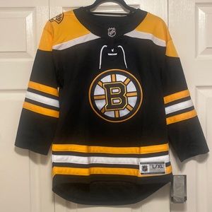 Boston bruins youth L/XL jersey NWT!